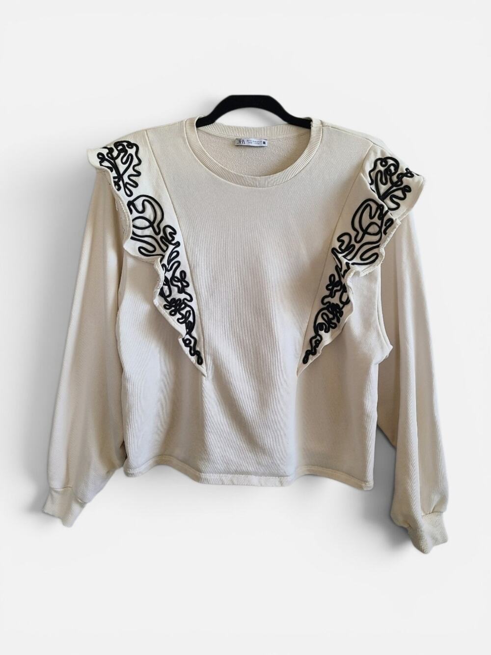 Zara‎ Cream Ruffle Feminine Embroidered Artsy Long Sleeve Top